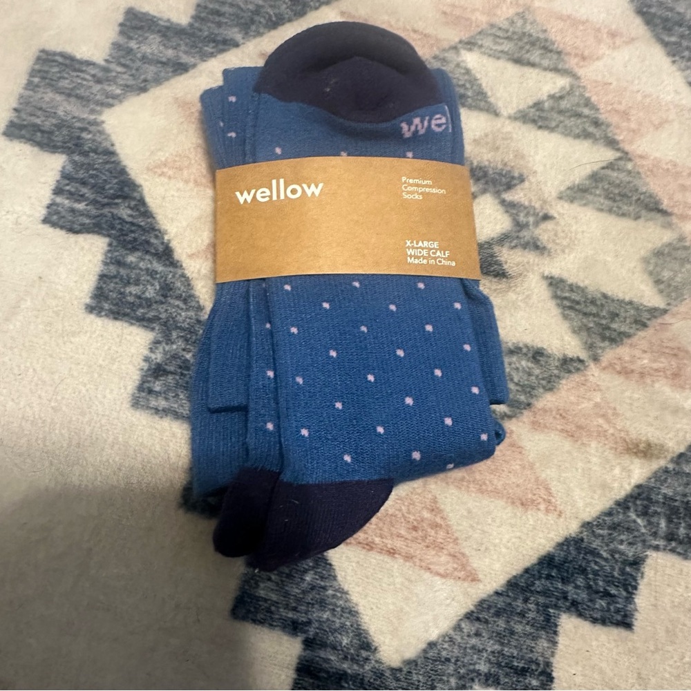 Wellow Blue and Pink Polka Dot Compression Socks sz XL